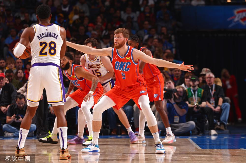 主教练之一 主教练之一