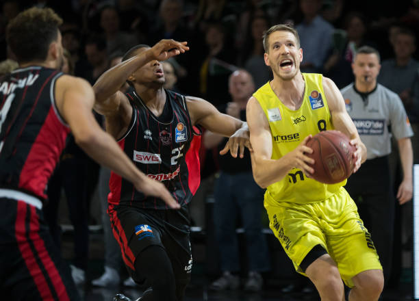 配关键词的 配关键词的