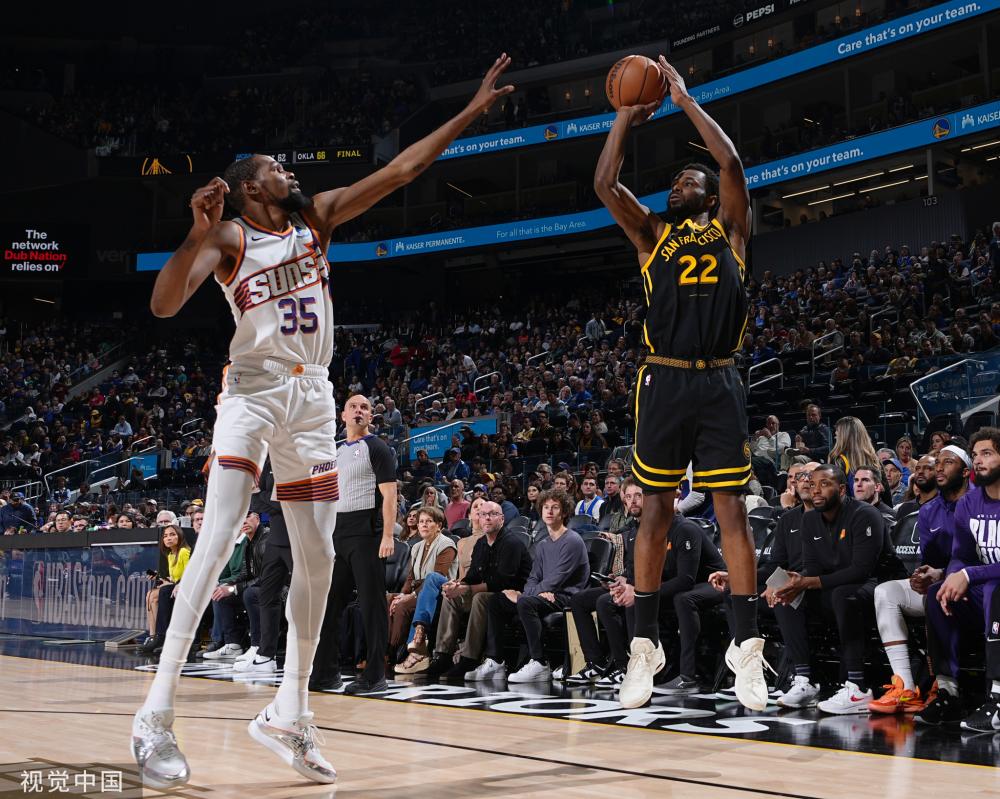 依旧保持在 依旧保持在